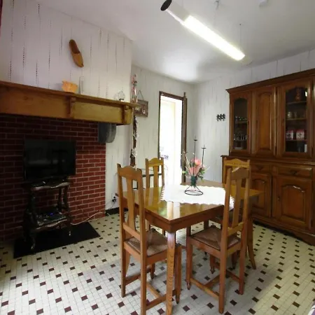 House Casteigbou 3 *